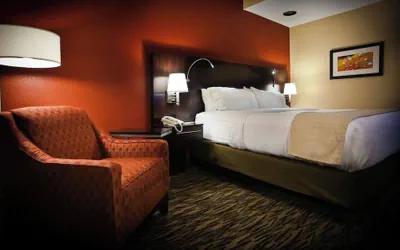 Photo 2 - Pearl Street Hotel & Suites