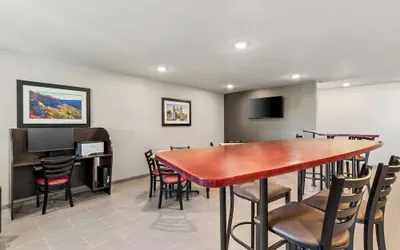 Photo 4 - My Place Hotel-Bentonville Rogers AR