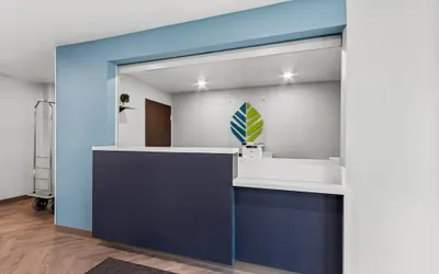 Photo 4 - Woodspring Suites Gilbert - Mesa Gateway Airport
