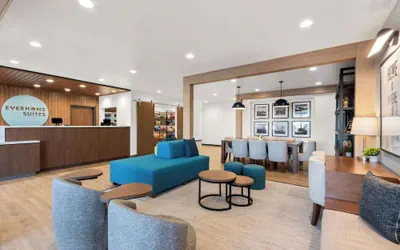 Photo 3 - Everhome Suites Glendale Sports Entertainment District