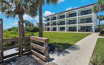 Palms at Seagrove
