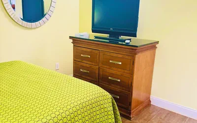 Photo 3 - Classic Suites
