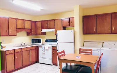 Photo 5 - Classic Suites