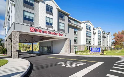 Photo 2 - Hilton Garden Inn North Conway