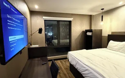 Photo 3 - LUX HOTEL