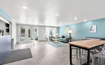 Photo 2 - WoodSpring Suites Chandler Phoenix Medical Center