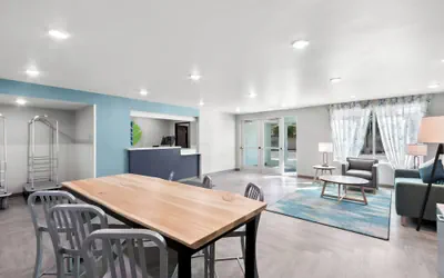Photo 3 - WoodSpring Suites Chandler Phoenix Medical Center