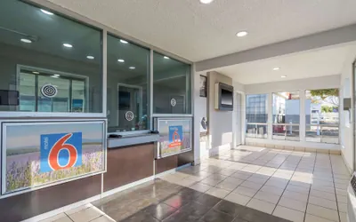 Photo 3 - Studio 6 Hayward, Ca – Silicon Valley Gateway