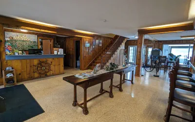 Photo 5 - Riverboat Inn and Suites