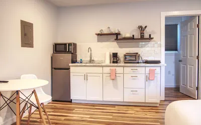 Photo 4 - Vermont Suites