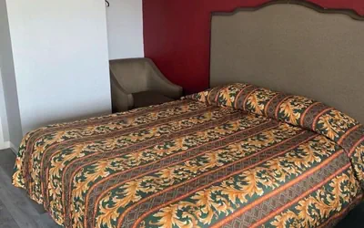 Photo 3 - Hi Rise Motel