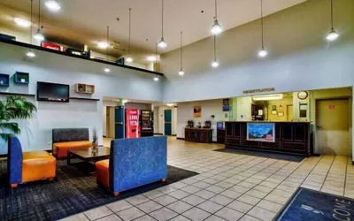 Photo 4 - Studio 6 Suites Hesperia, CA – West Main Street – I-15