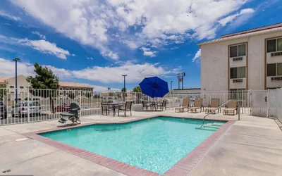 Photo 2 - Studio 6 Suites Hesperia, CA – West Main Street – I-15