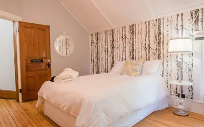 Photo 5 - Mahaney Suite BW Boutique Hotel