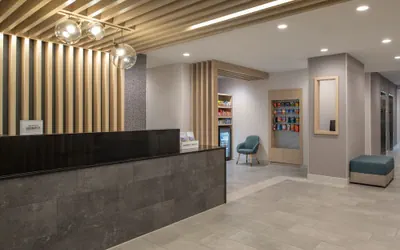 Photo 2 - TownePlace Suites by Marriott Eugene