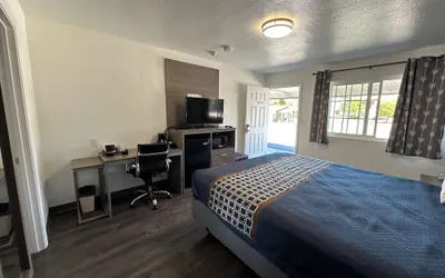 Photo 3 - Sands Motel