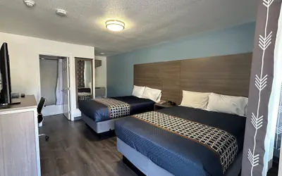 Photo 5 - Sands Motel