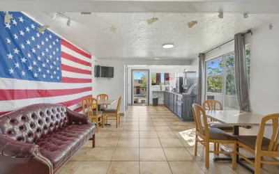 Patriot Stay Motel