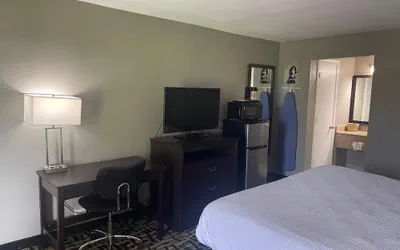 Photo 4 - Homegate Inn And Suites Collierville TN