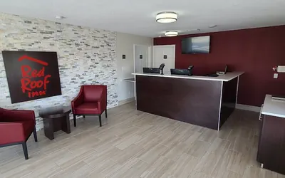 Photo 5 - Red Roof Inn Byron