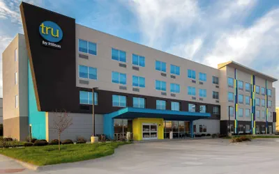 Photo 2 - Tru By Hilton Anderson