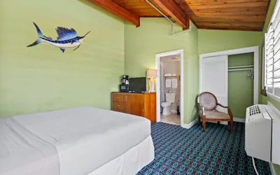Photo 2 - Oceanfront Inn II