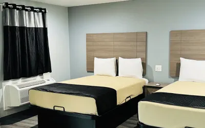 Photo 5 - EXPRESS INN & SUITES