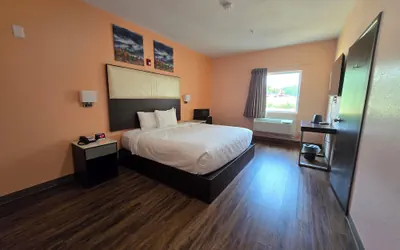 Photo 3 - Red Lion Inn & Suites Adairsville