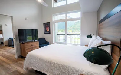 Photo 3 - Chugach Naswik Suites