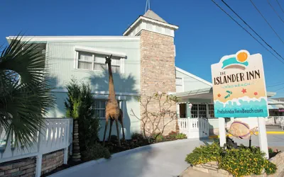 Photo 2 - The Islander Inn