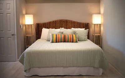 Photo 3 - The Islander Inn