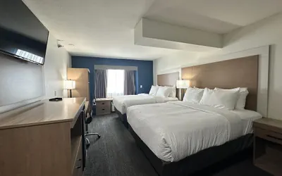 Photo 2 - Best Western Red River Lodge Fargo ND