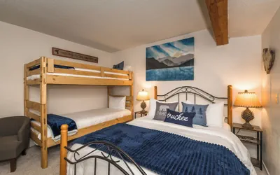 Photo 5 - Donner Lake Inn