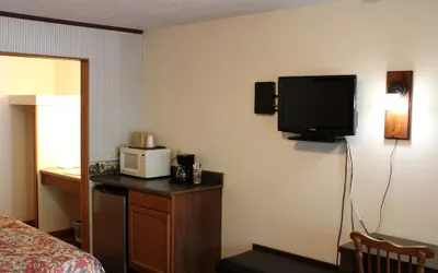 Photo 5 - Two Rivers Lodge