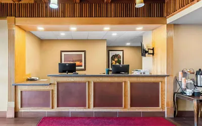 Photo 4 - Quality Inn Blackwell I-35