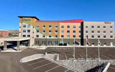 Photo 2 - Hawthorn Extended Stay By Wyndham Kingman
