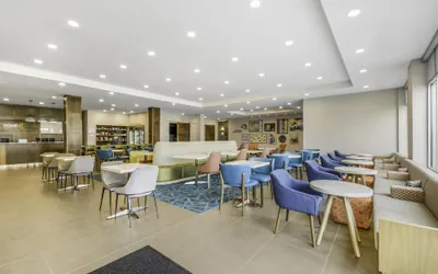 Photo 4 - Home2 Suites By Hilton Cincinnati Midtown Oakley