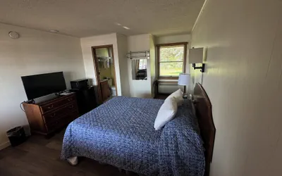Photo 4 - Grant Hills Motel