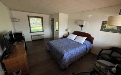 Photo 3 - Grant Hills Motel