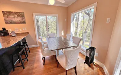Photo 3 - Daphne River Villa