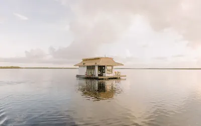 Photo 2 - Premium Floating Bungalow by Stay Ombi