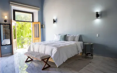 Photo 4 - Hugo's Rental