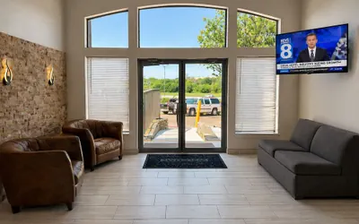 Photo 4 - Studio 6 Suites – Mesquite, TX – Gross Rd.