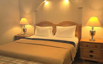 Photo 2 - Payson Inn & Suites