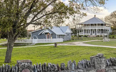 Photo 2 - Historic 1 BR Cottage | Mountain Views | Firepit