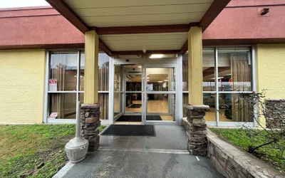Photo 3 - Budgetel Inn - Phenix City