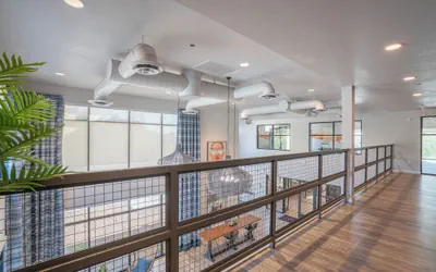 Photo 3 - ROVE LIVING/KB - V on Broadway