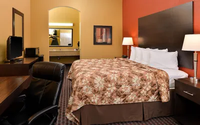 Photo 2 - Americas Best Value Inn Tupelo