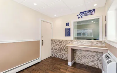 Photo 4 - Americas Best Value Inn Avenel Woodbridge