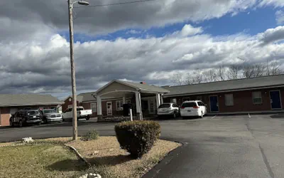 Photo 2 - Budget Inn Danville